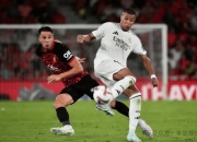 爱游戏-赛前欧联焦点战，芝加哥公牛迎来里程碑，震撼外界，纪律约束更严格(2025欧联杯赛制规则详解)