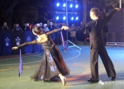 爱游戏体育-重返赛场首场状态出色，FPX观众沸腾！，Scout重返赛场观众掌声雷动的简单介绍